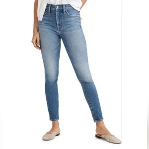 Madewell 10” High Rise Skinny Crop Jean